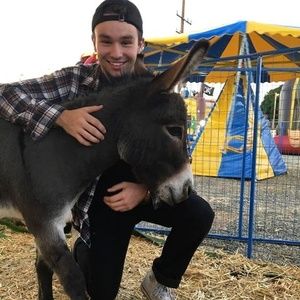 Meet your Posher, Andrew